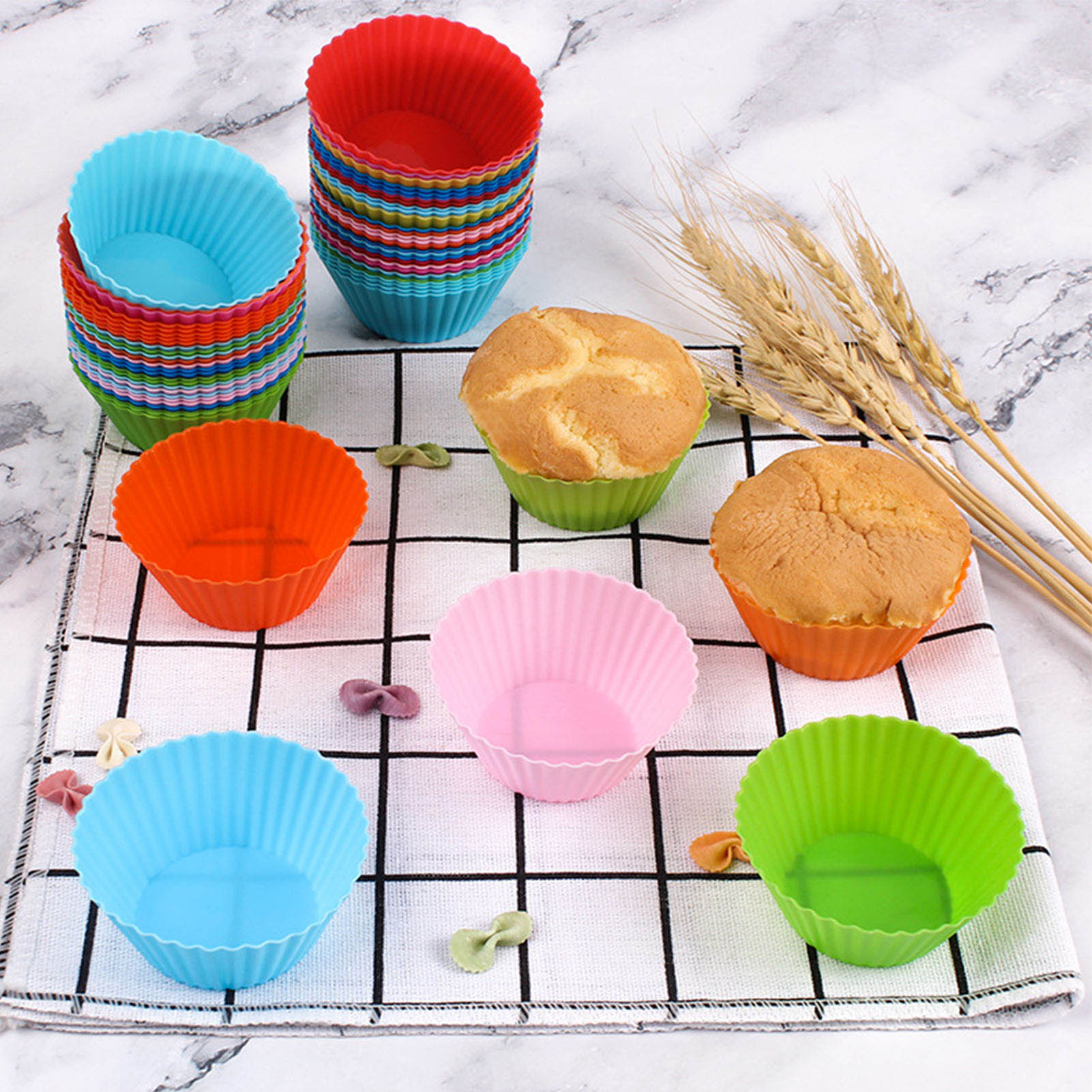 Set Mit 12 Pvc-muffinformen (orange, Lila, Grün, Rosa, Gelb Und Blau, Je Zwei Stück Pro Farbe), 7 Cm Silikon-muffinformen, Runde Cupcake-formen, Set Mit 12 Silikon-muffinformen Zum Backen.
