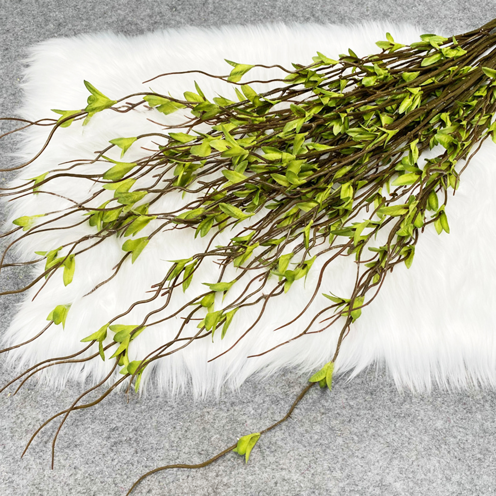 Dekorative Künstliche Zimmerblume Aus Mehrzweigigem Seidenstoff Mit Drachenbartmuster, Frühlings- Und Herbstlaub – Grün, 112 Cm, 24 Blätter, Aus Seide/kunststoffbeschichtetem Garn