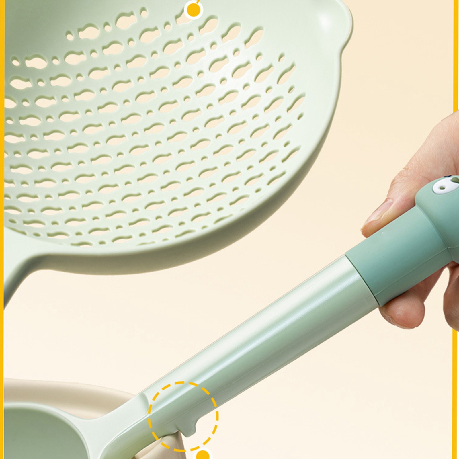 Großer Schaumlöffel Mit Langem Griff, Ideal Für Die Heimische Küche: Zum Schöpfen Von Nudeln Und Teigtaschen, Zum Braten Und Als Feines Sieb Für Chinesischen Feuertopf. (grün)