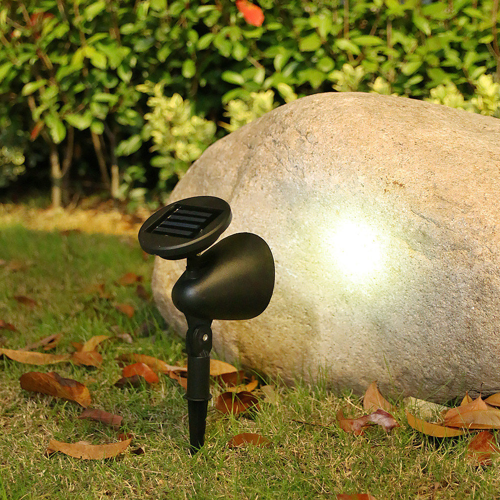 Set Mit 2 Solar-led-strahlern Für Rasen, Hof Oder Garten, Wasserdicht, Dekorative Außenbeleuchtung, Kleiner Wasserdichter Strahler Mit Warmem Licht - 4 Leds Mit Einem Modus