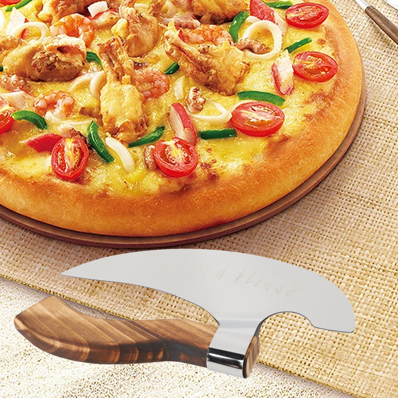 Große Wikingeraxt, Handgefertigter Pizzaschneider Aus Hochwertigem Edelstahl. Ein Praktisches Und Elegantes Geschenk, Ideal Für Partys.