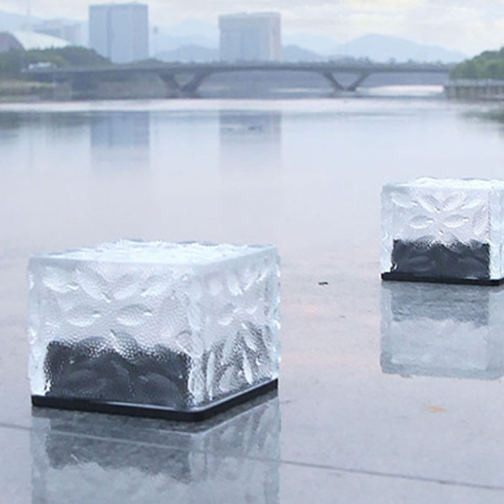 Solarbetriebene Led-pflasterplatte Für Den Außenbereich In Form Einer Eisblume, Wasserdichte Gartenbeleuchtung, Hofbeleuchtung, Kleiner 6,7 Cm Großer Leuchtstein Aus Kunststoff In Form Eines Eises.