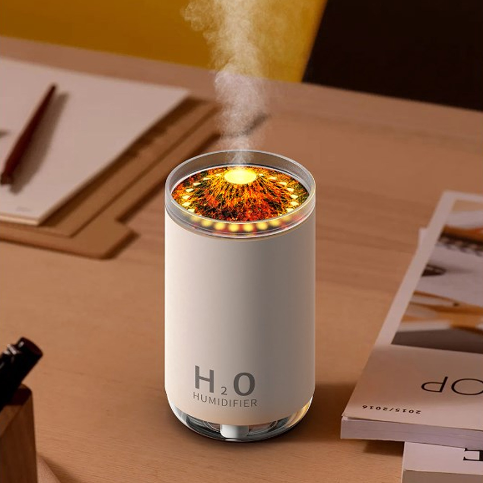 Aromadiffusor Mit Simulierter Flamme Und Siebenfarbigem Farbverlaufslicht, Kann So Eingestellt Werden, Dass Er Quallenrauchringe Erzeugt, Für Den Gebrauch Zu Hause, Im Schlafzimmer, Im Büro, Stimmungs