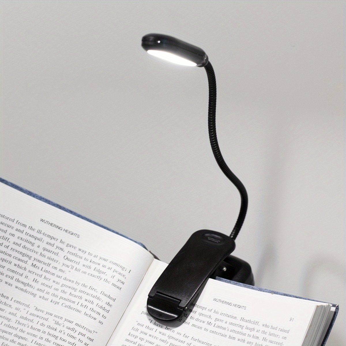 Vertikale Led-leseleuchte Mit 1-zellen-batteriebetrieb, Geeignet Für Schreibtische, Zum Lesen Und Als Nachtlicht.