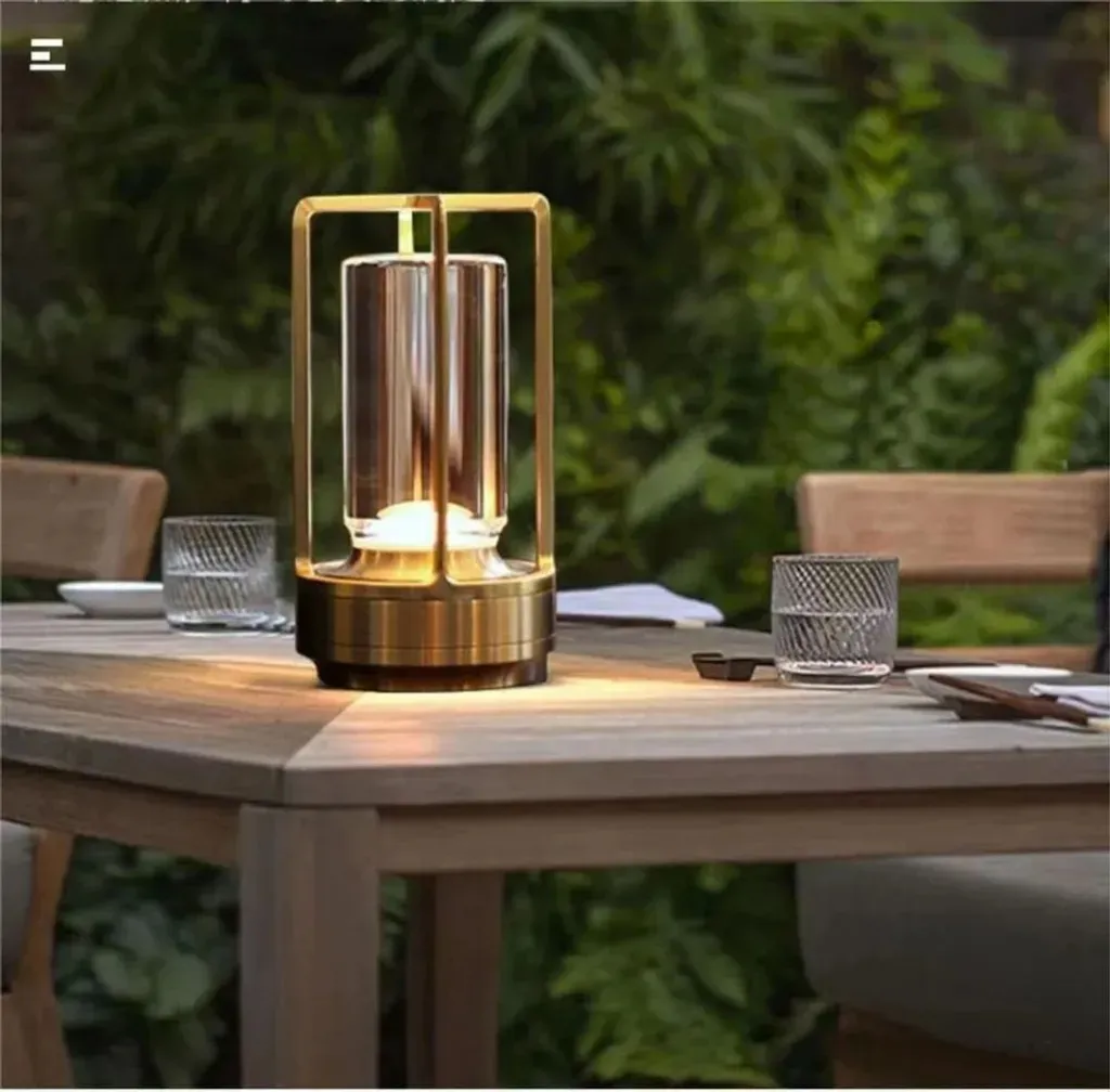 Kabellose, Dimmbare Led-touch-schreibtischlampe, 3 Farben, Stufenlose Dimmung, Geeignet Für Wohnzimmer, Nachttisch Und Per Usb Aufladbar, Auch Für Camping. Farbe: Gold.