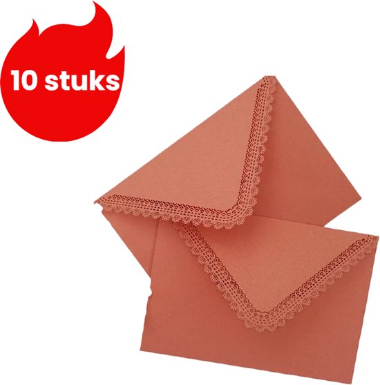Dreieckiger Umschlag Mit 10 Hochzeitseinladungen - Mit Spitzenstickerei - Korallenrot.