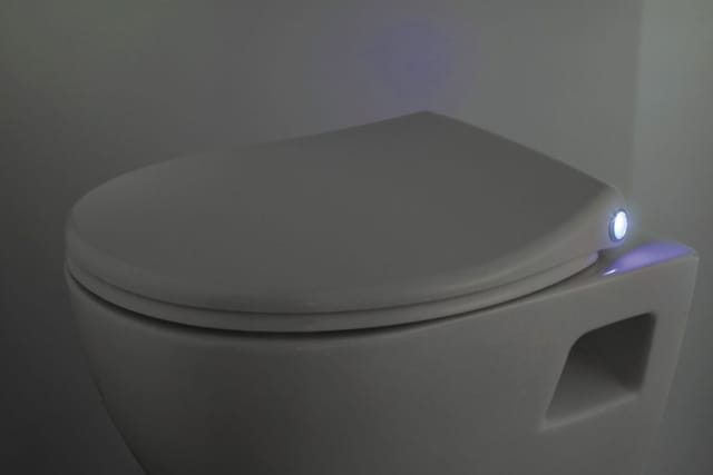 Primaster - Toilettendeckel Dallas Absenkautomatik Weiß led wc Sitz Toilettensitz