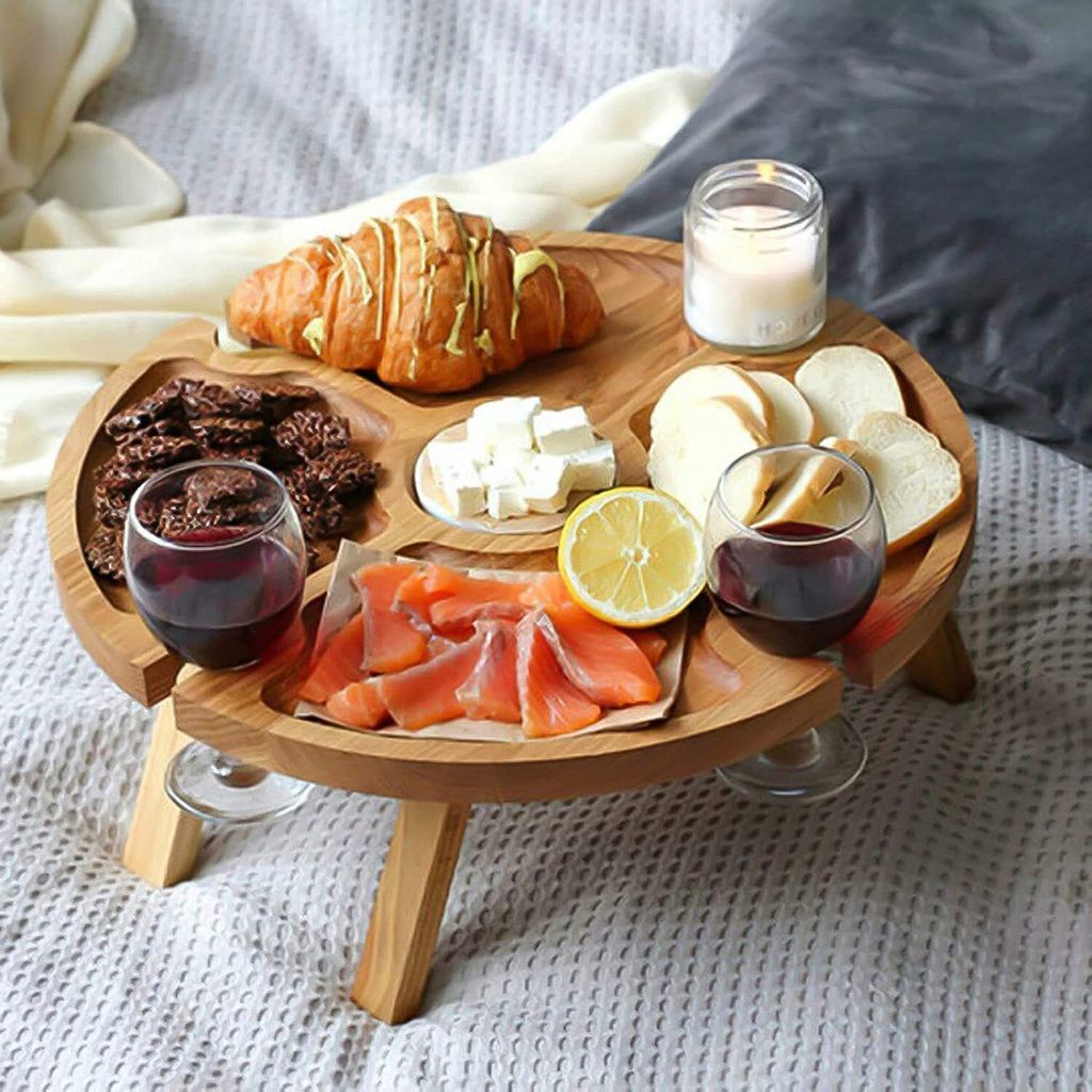Kleiner, Faltbarer Picknick- Und Bartisch Aus Holz Für Garten Und Strand