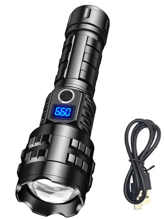 Eine Leistungsstarke Led-taschenlampe Mit Zoomfunktion Und 5 Helligkeitsstufen, Perfekt Zum Campen, Wandern Und Angeln.