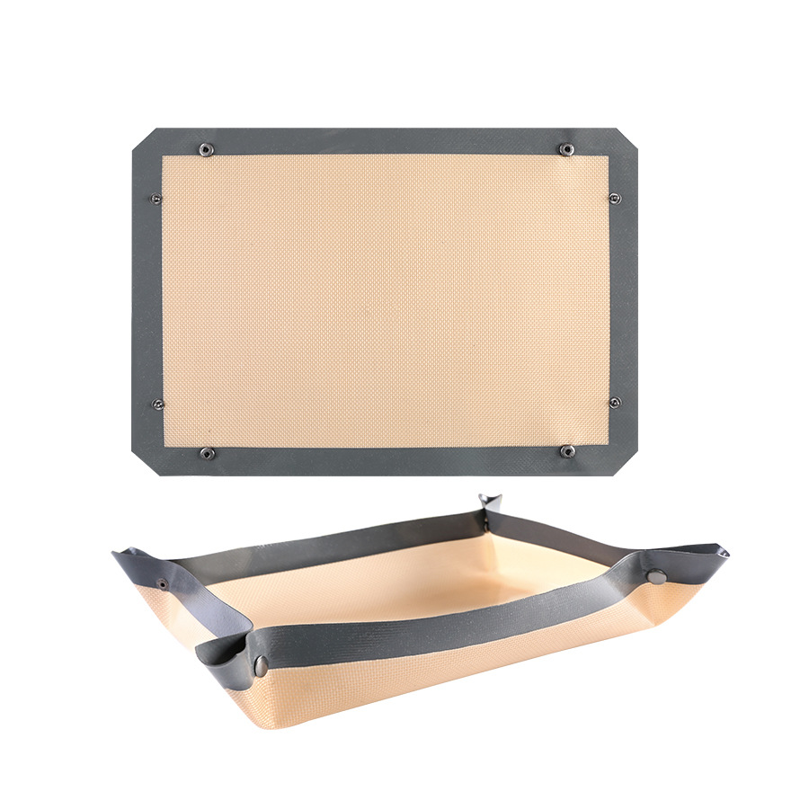 Zwei Silikonfaser-backmatten Mit Druckknöpfen Und Eckclips Für Auslaufsichere Backbleche Oder Als Flaches Backblech/auflaufform.