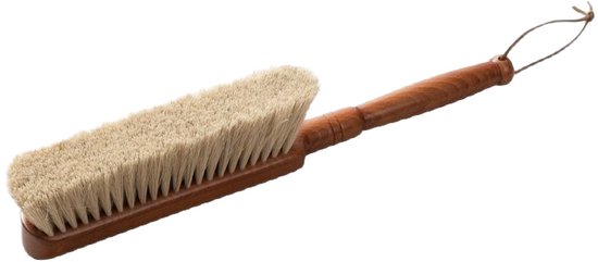 Handbürste Aus Weichem Und Dichtem Naturrosshaar.