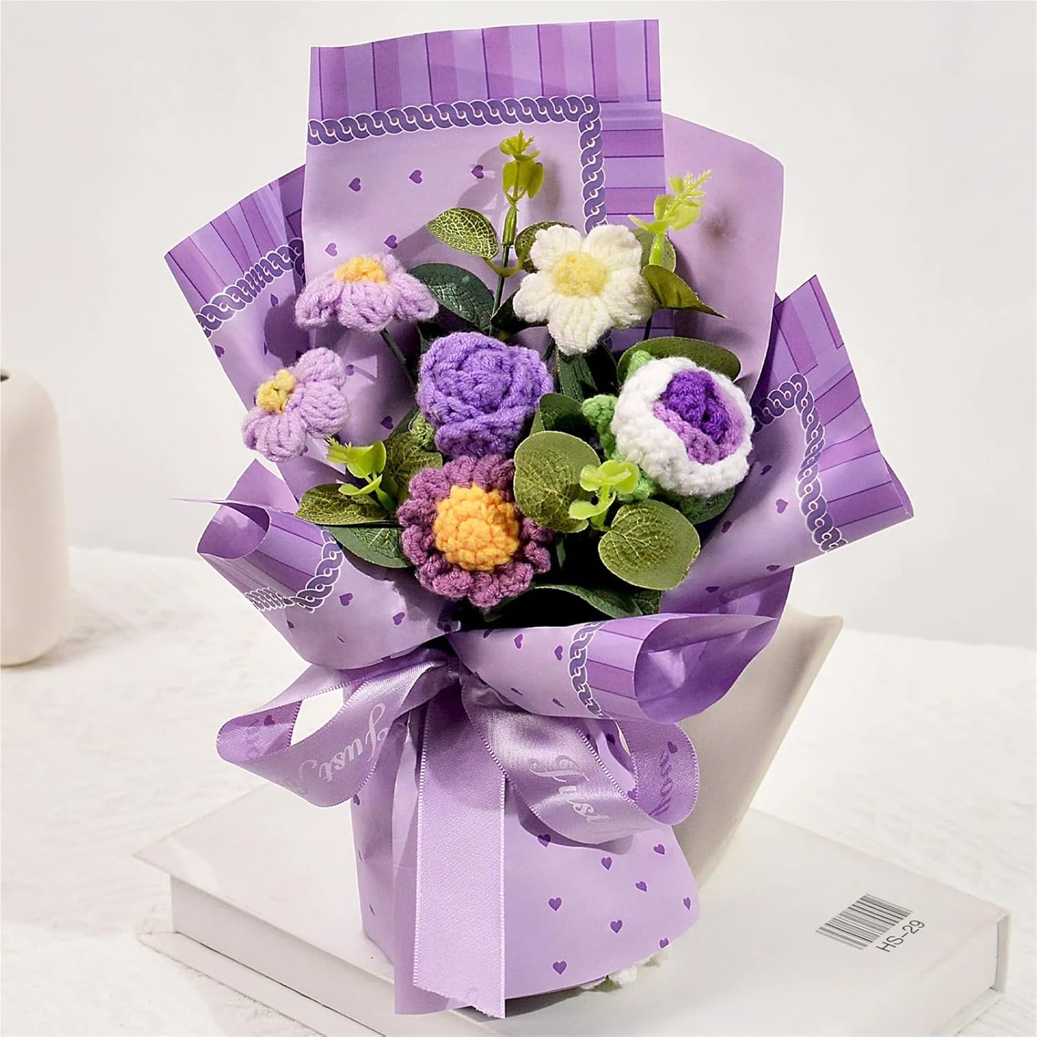 Lila Gehäkelter Rosenstrauß, Handgefertigter Künstlicher Blumenstrauß, Ein Geschenk Für Feiertage, Jubiläen Und Geburtstage.