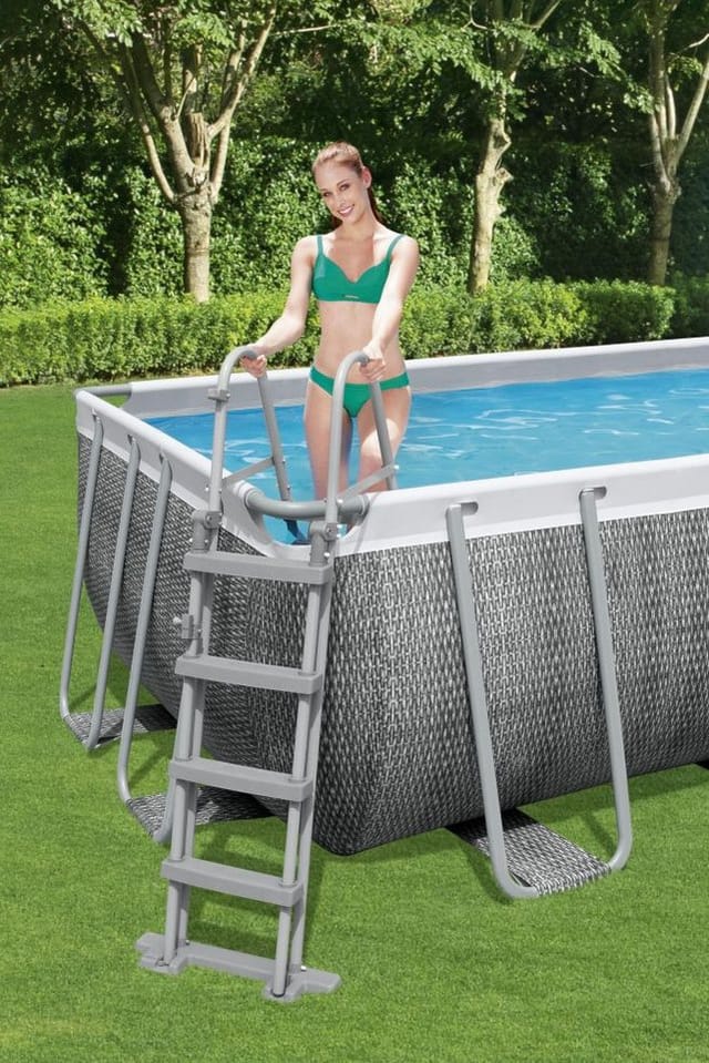 Flowclear 4-stufige Sicherheitsleiter 122 cm Bestway
