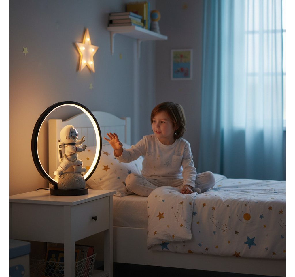 GILDE Tischleuchte Astronaut Karate 60113 – Designlampe mit LED, 33,5 cm, LED fest integriert