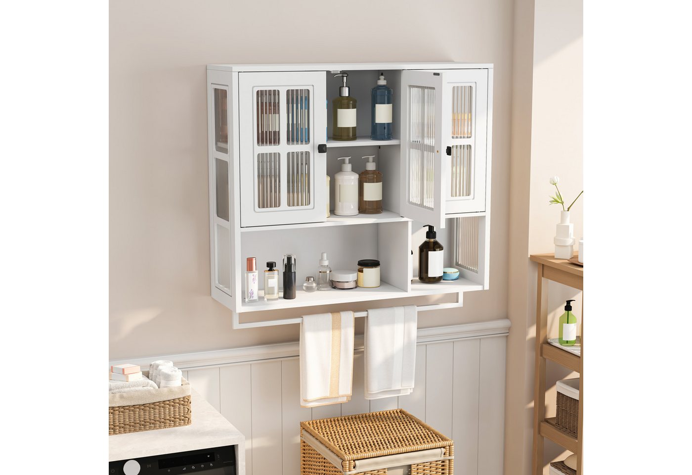 Celya Hängeschrank Badezimmer-Wandschrank, 3-türiger Wandschrank aus Holz (für Flur, Wohnzimmer, Badezimmer, Esszimmer, Weiß, Medikamentenschrank mit Glastür und Handtuchhalter) mit offenem und verdecktem Stauraum Bild 5