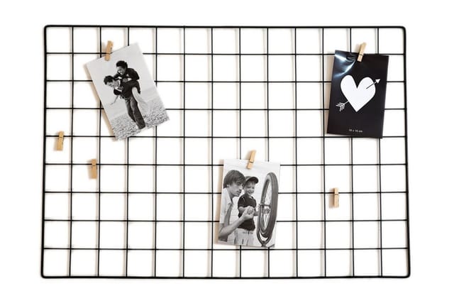 Metall Gitter Fotorahmen + 6 Holz Klammern - 65x45 cm - Fotohalter Bilderrahmen