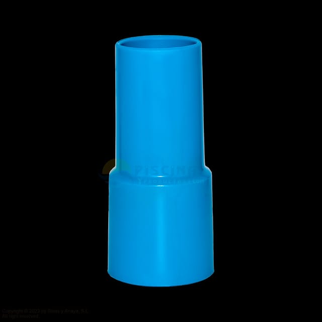 38 mm Pool-Schlauchanschluss mit Rechtsgewinde.