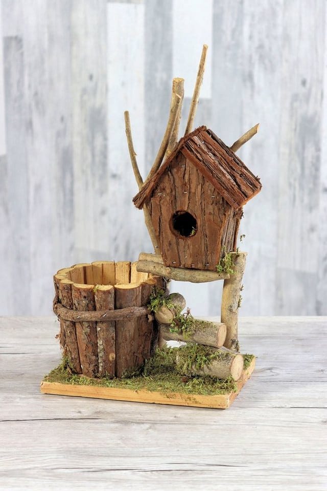 Spetebo - Holz Vogelhaus mit Blumentopf - 32 x 22 cm - Deko Nistkasten mit Pflanztopf