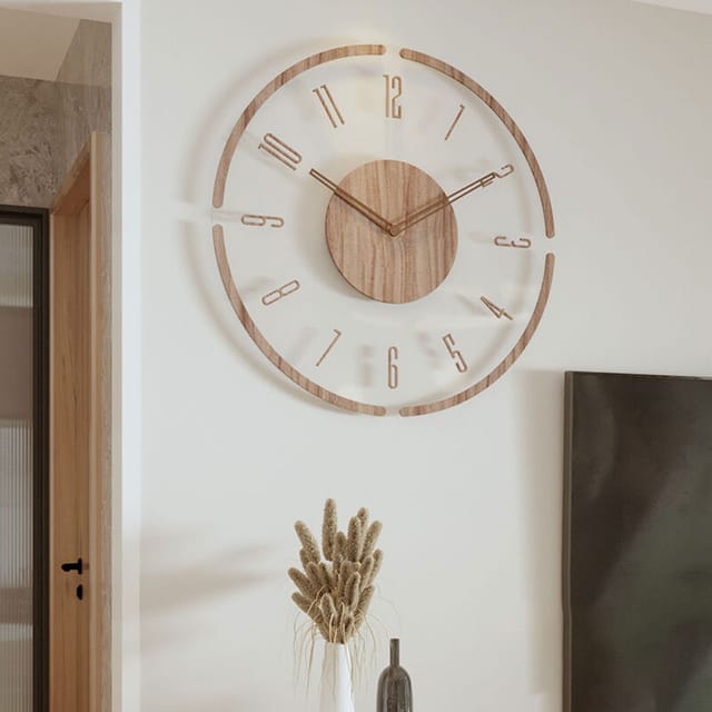 Vintage-Wanduhr im dekorativen Stil, Holz-Wohnkultur, runde Wanduhr, durchbrochenes Design, moderne Kunstuhr