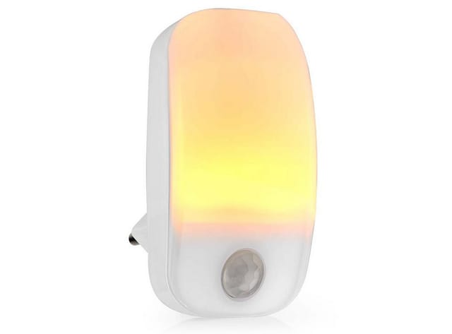 Nedis - Plug in led nachtlicht bewegungssensor 055 w 11 lm warmwei 82