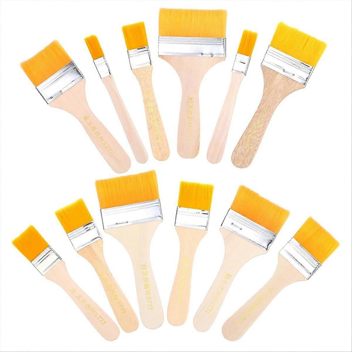 Set Aus 12 Flachen Pinseln In Verschiedenen Größen Für Öl- Und Acrylmalerei, Aus Nylon.