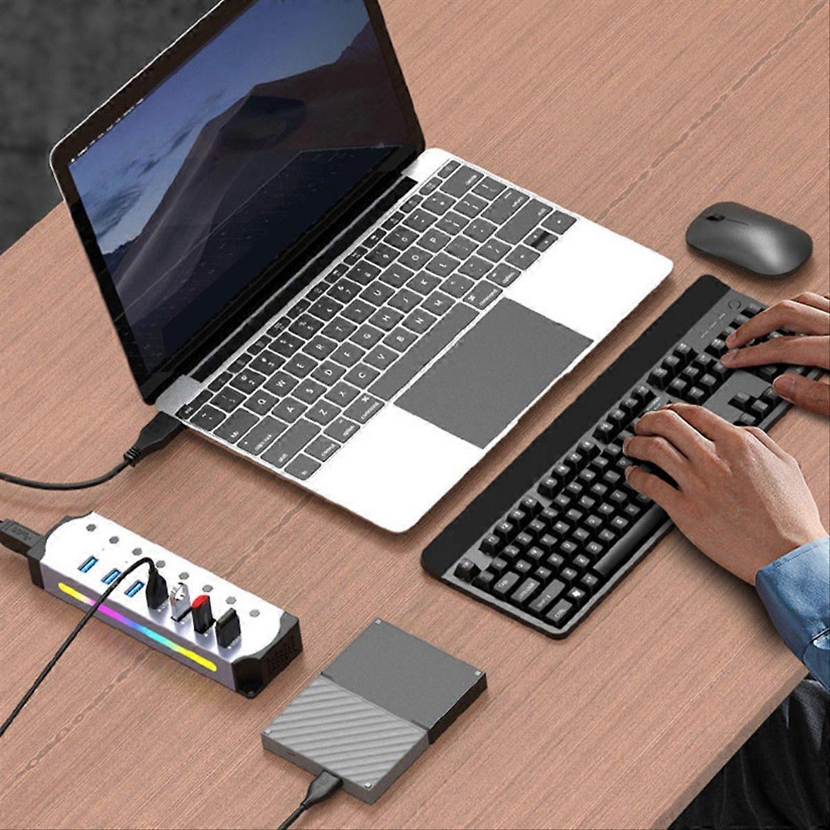 Multifunktionaler Rgb-usb-3.0-hub Mit 5-gbit/s-schnellübertragungs-splitter