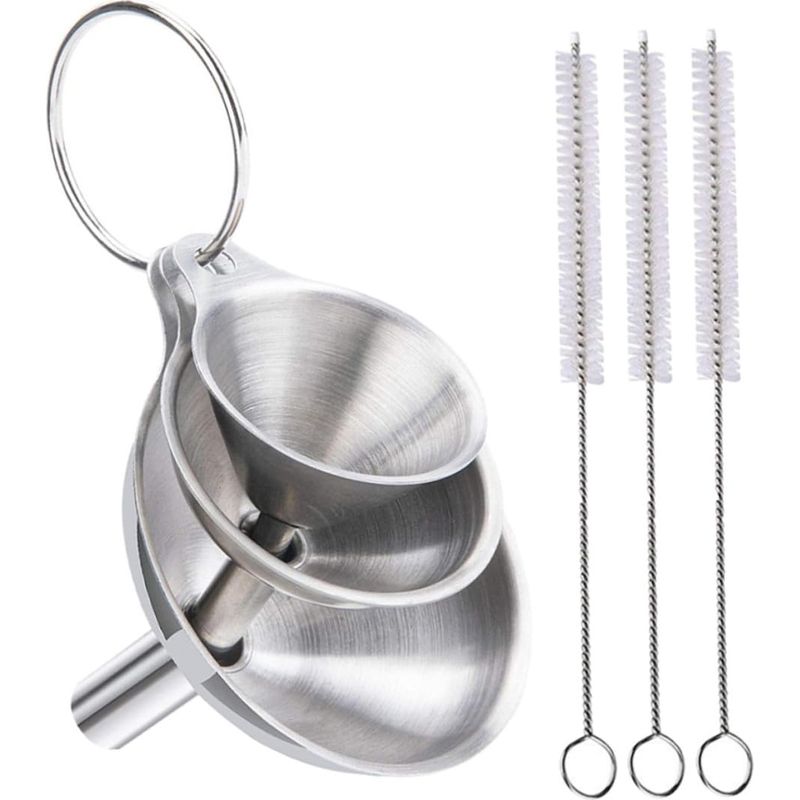 Set Mit 3 Mini-edelstahltrichtern Für Die Küche