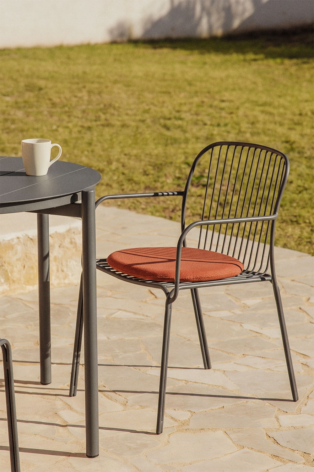 Sklum 2er-set Gartenstühle Mit Armlehnen Aus Stahl Anerina Grau Graphit