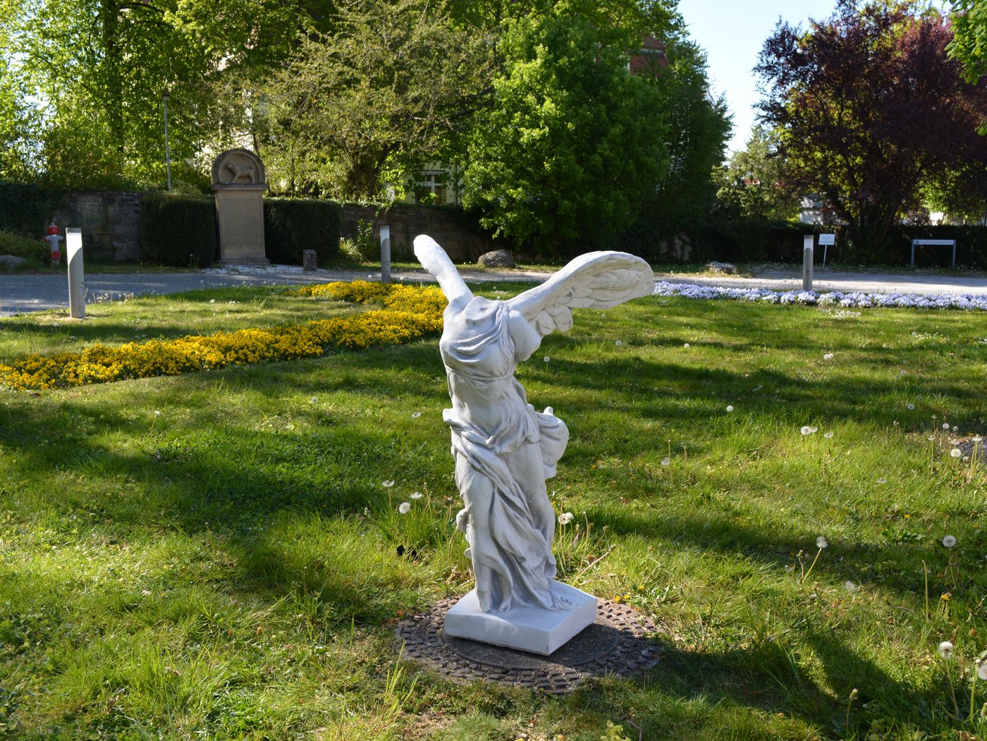 gartendekoparadies.de Gartenfigur Nike von Samothrake Steinfigur 100 cm Steinguss 75 kg, Frostsicher Bild 5