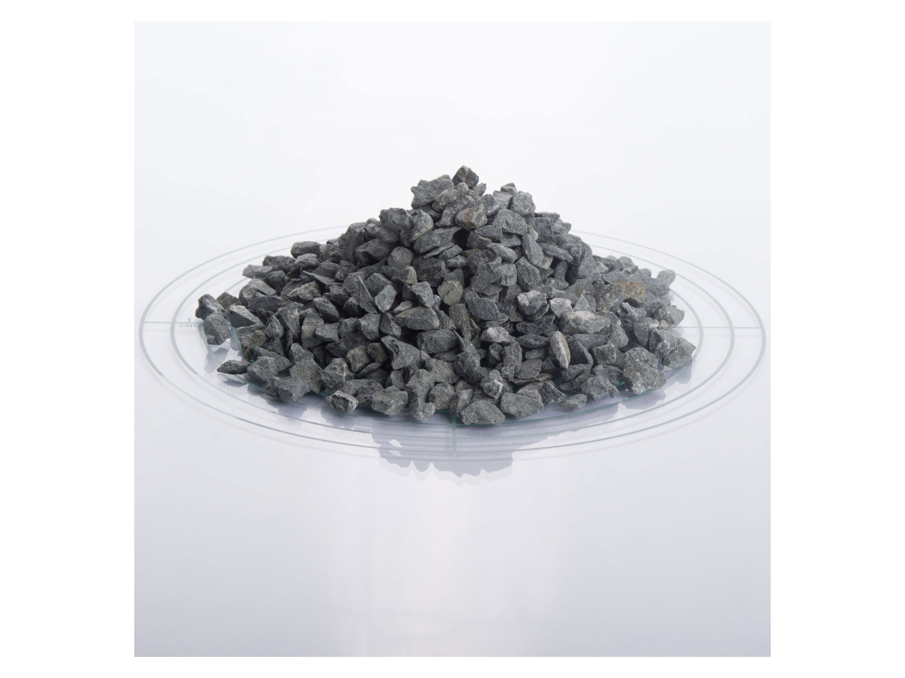 SCHICKER MINERAL Diabas Ziersplitt (5-8 mm, 1000 kg BigBag, Grau) Bild 2