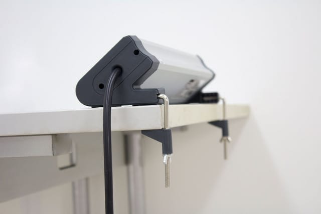 4-fach Tisch Steckdosenleiste Überspannungsschutz usb 1,5m IP20