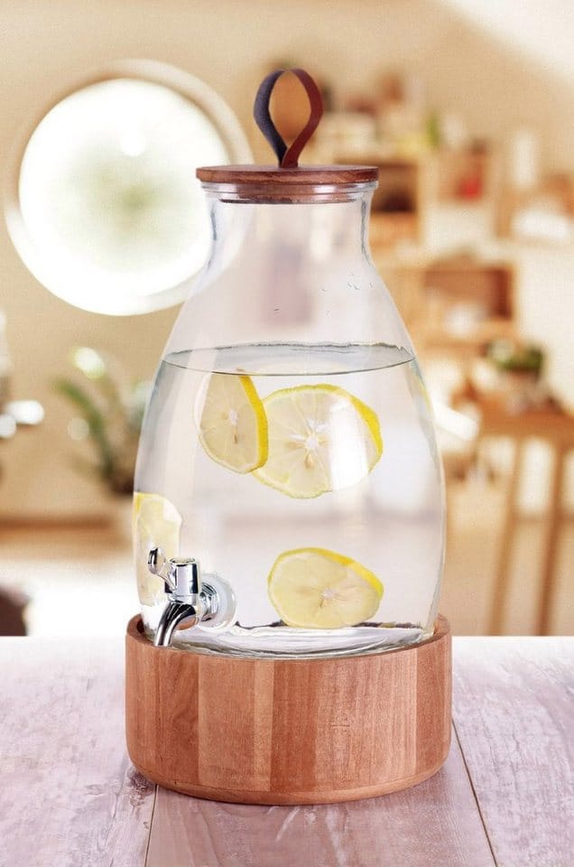 Getränkespender aus Glas mit Holz Ständer - 5,5 Liter - Wasserspender mit Zapfhahn - Spender für Getränke Saft Wasser Limonade Dispenser mit Fuß