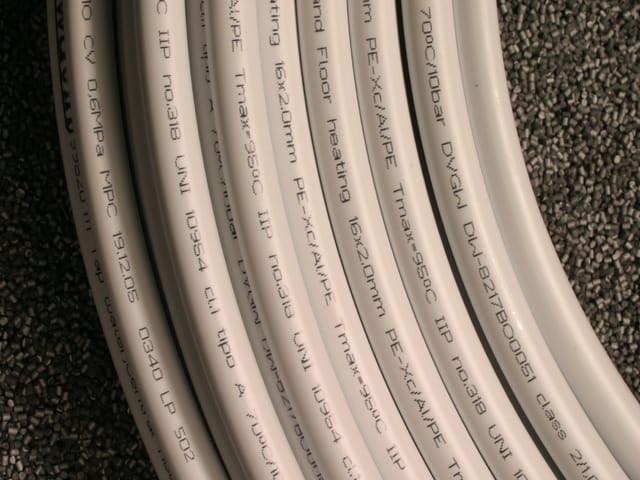 Wavin - 1,50,100,200 lfm Mehrschichtverbundrohr dvgw 16x2mm Fußbodenheizung 1,25E./m Größe: 1 m