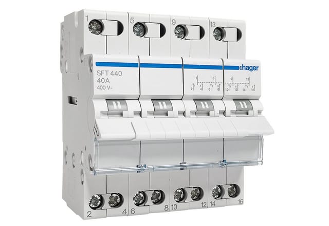 Modularer Schalter I-0-II 4P 40A SFT440