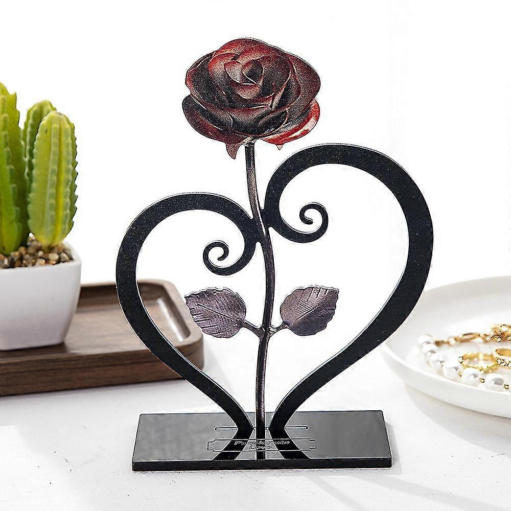 Rote Schmiedeeiserne Rose Mit Herzförmigem Ständer, Perfekt Als Geschenk.