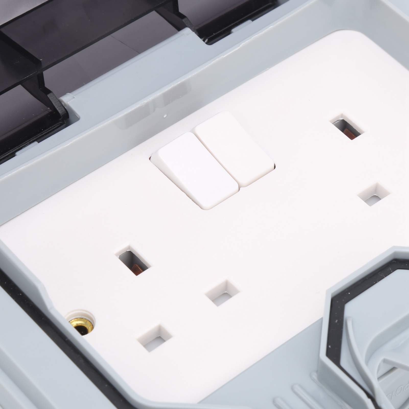 Wasserdichte Außensteckdose 220 V Mit 2 Dreilochsteckdosen Und 2 Schaltern
