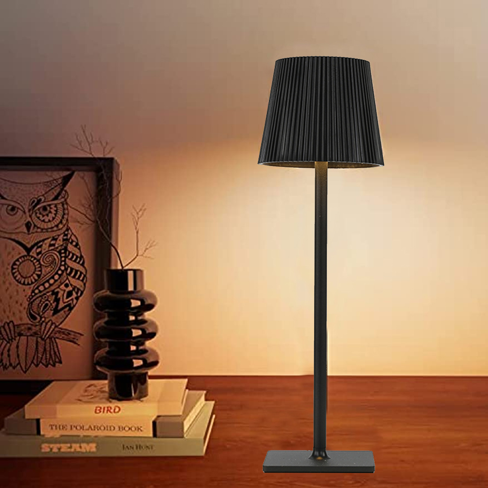 Kabellose Led-schreibtischlampe, Schlankes Design, Dekorativ, Wiederaufladbar, Metallic-finish, Stimmungsvolle Beleuchtung, Kreatives Design, Plissee-optik, 4000 Mah, Schwarz