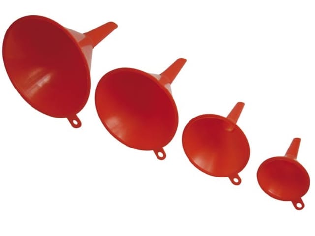 Set mit 4 trichtern