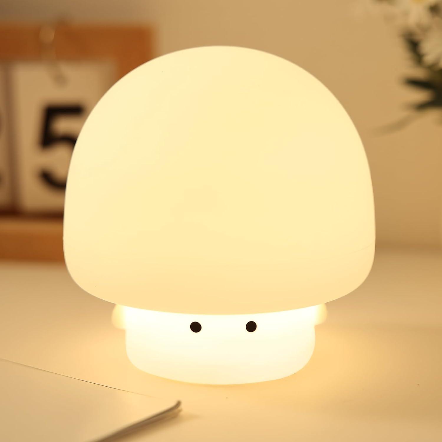 Baby-nachtlicht, Weiches Silikon, Wiederaufladbar, Kabellos, Led, Sanftes Licht Zur Beruhigenden Dekoration (beige Champignon)