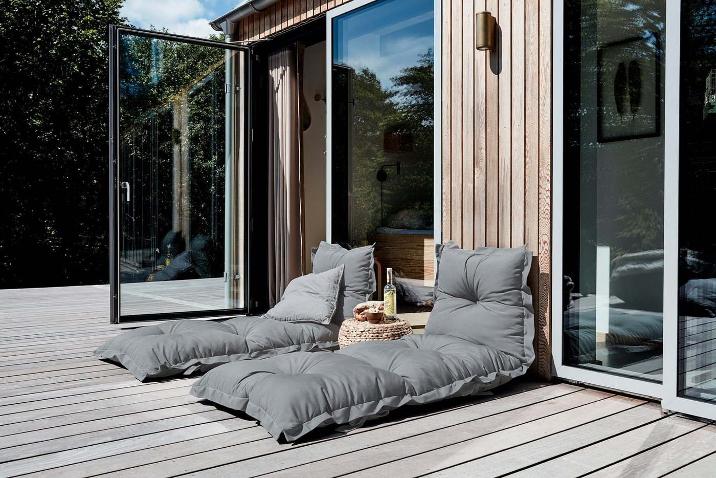 Karup Design Gartensessel SIT & SLEEP out™, Loungesessel, Sonnenliege, in Schlafplatz wandelbar (Liegefläche 80x200 cm), Outdoor geeignet, Schmutz- und Wasserabweisend, Made in Europe