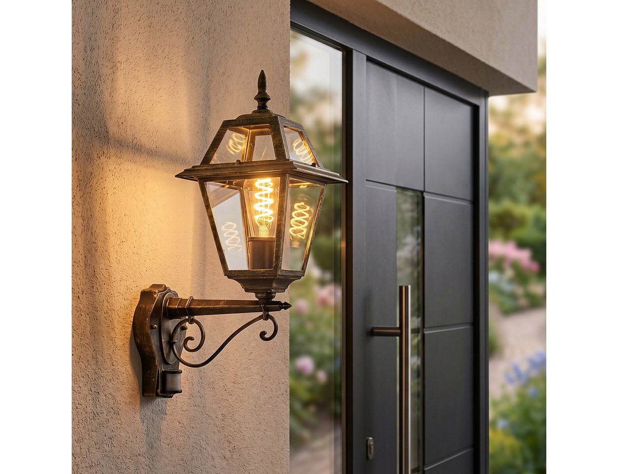 hofstein Außen-Wandleuchte Außenwandlampe m. Bewegungsmelder aus Metall/Glas in Schwarz/Gold/Klar, ohne Leuchtmittel, Wandleuchte außen im Vintage/Antik/Landhaus-Design, E27, IP44 Bild 3