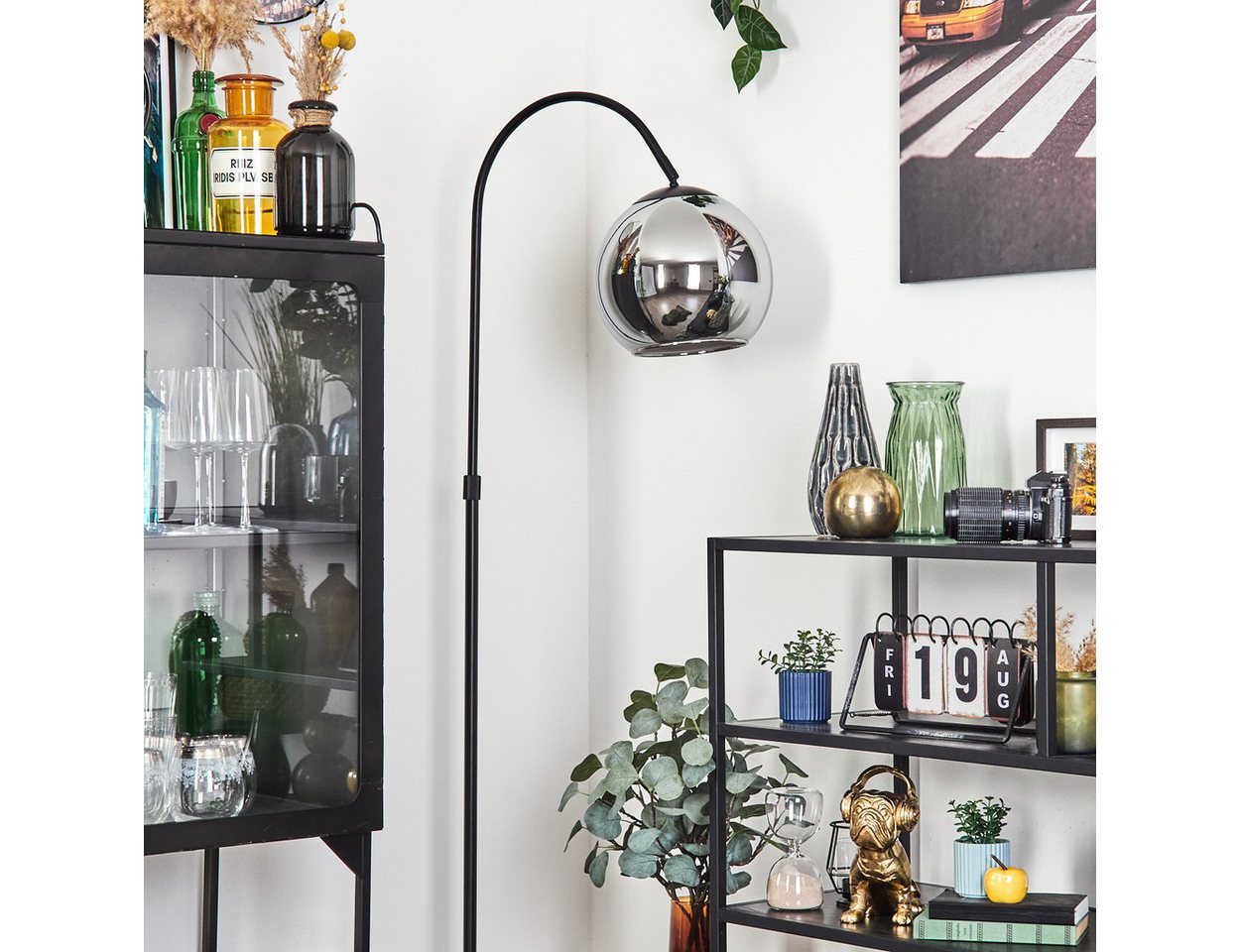 hofstein Bogenlampe Stehlampe aus Metall/Glas in Schwarz/Chrom/Rauch, ohne Leuchtmittel, Industrial-Design Leuchte m. Glasschirm (25cm) u. Fußschalter, 1xE27 Bild 5