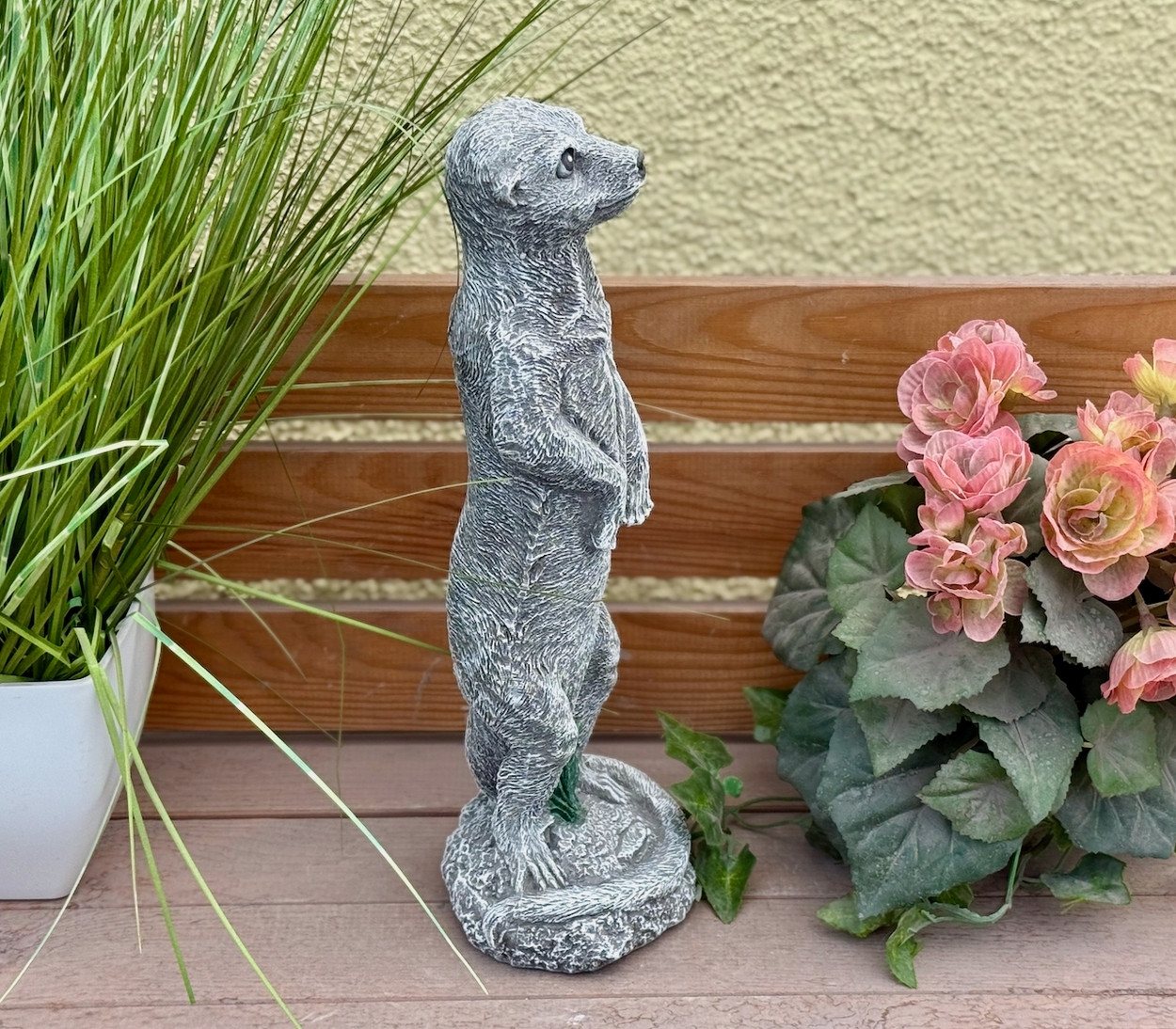 Stone and Style Gartenfigur Frostfeste Steinfigur Erdmännchen Guido Bild 5