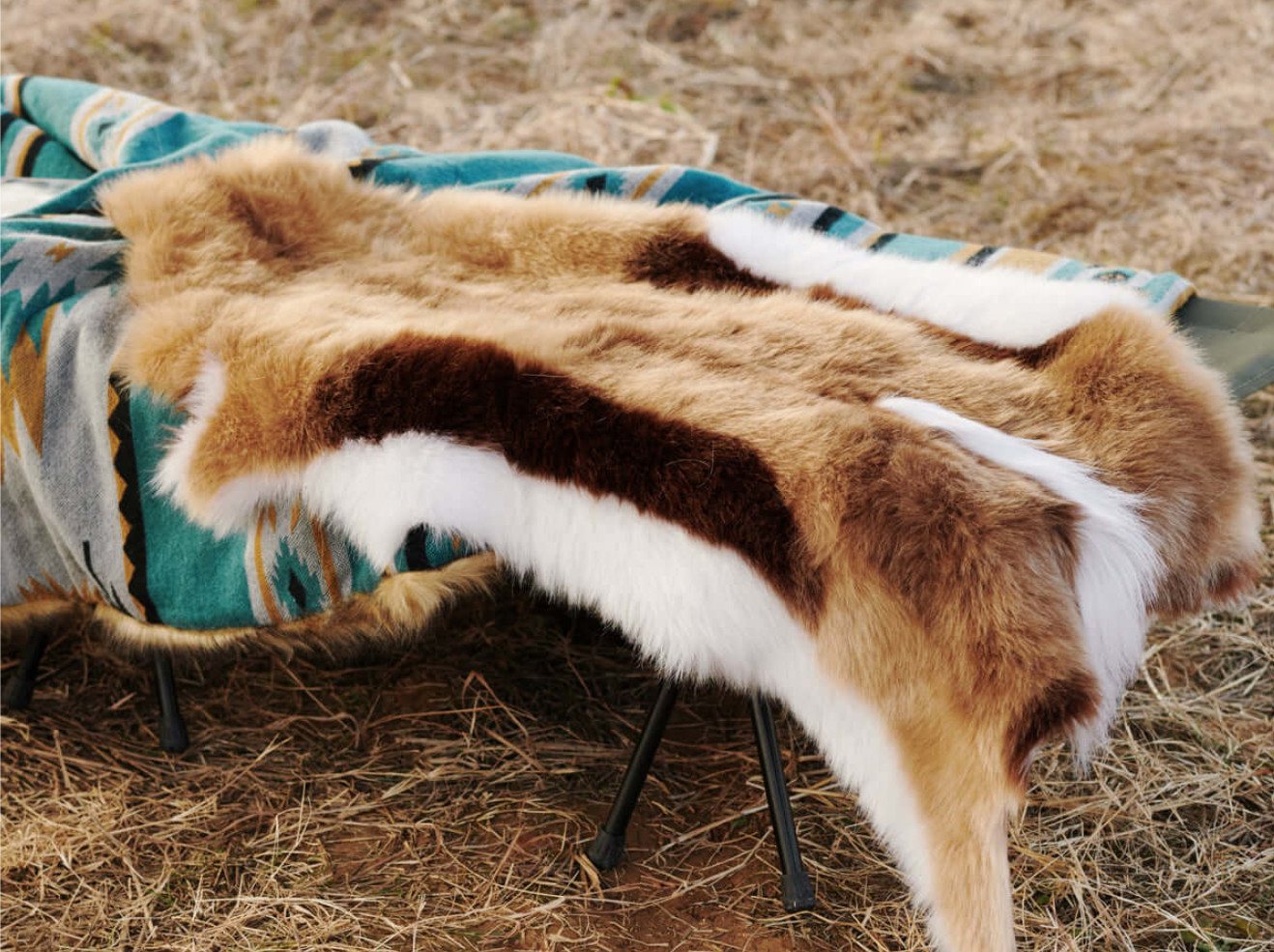 TSE Teppich ANIFURRY Faux Impala Kunstfell Teppich weich Safari Wohnaccessoire Bild 3
