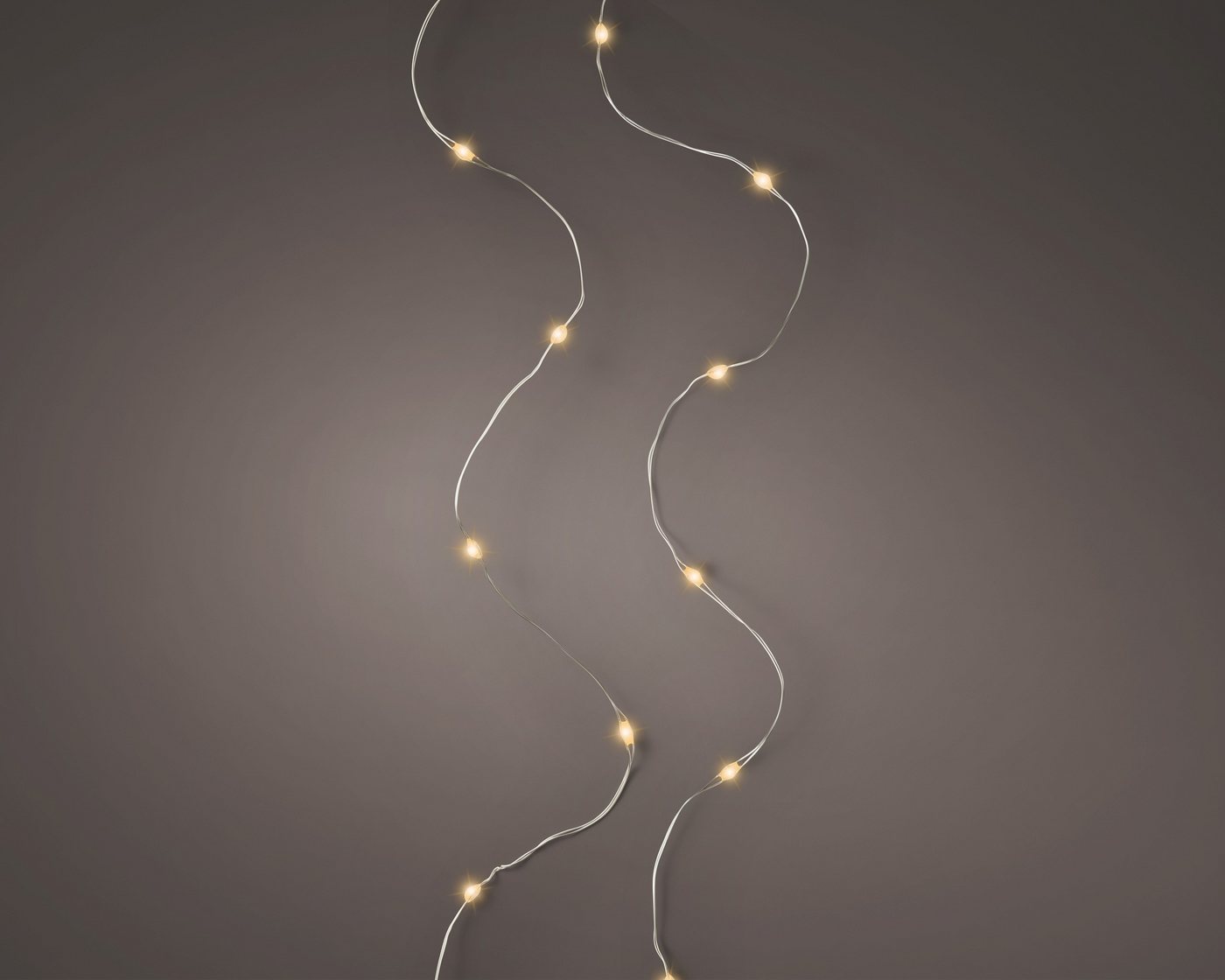 Lumineo LED-Lichterkette, LED Draht Lichterkette 95cm Batterie 20 Micro-LEDs Klassisch Warm Bild 3