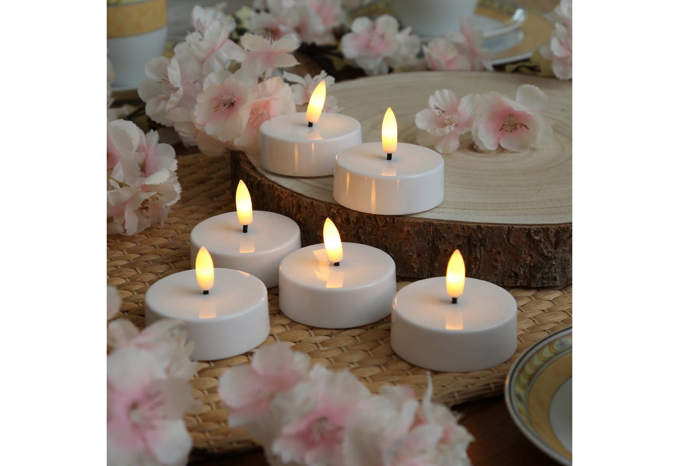 Adilina LED-Teelicht LED Maxi Teelichter Kunststoff 3D Flamme Timer D: 5,8cm weiß 6er Set, LED Classic, warmweiß (2100K bis 3000K)