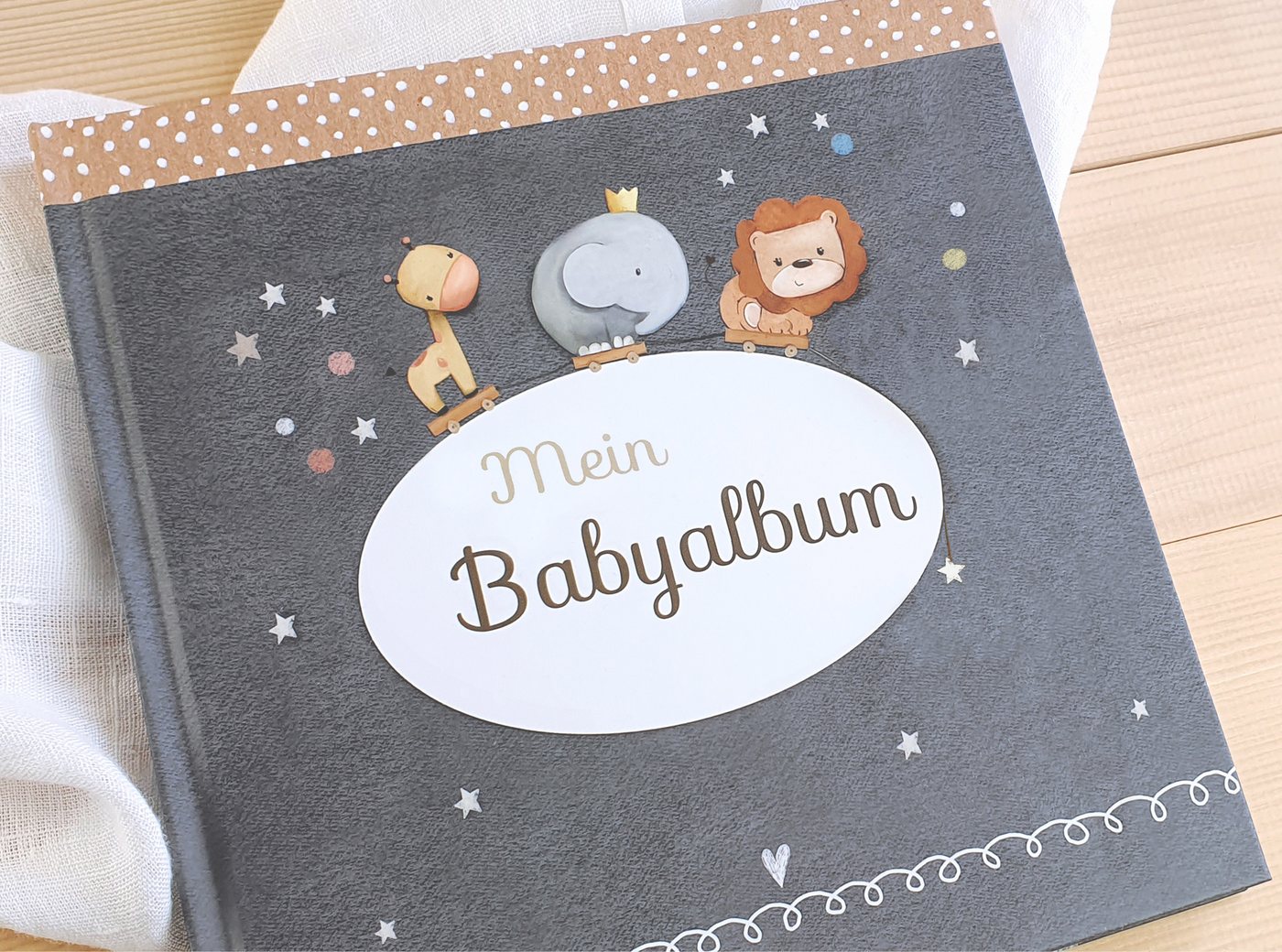 Pipapier Tagebuch Babyalbum "Mein Babyalbum", Babybuch erstes Jahr, für Fotos u. Erinnerungen, 21x21 cm, 56 S. Bild 4