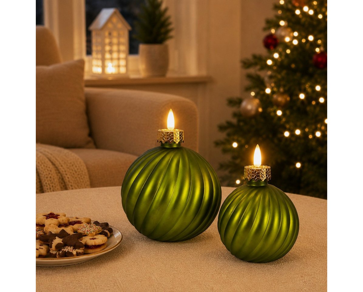 Online-Fuchs LED-Kerze in edler Weihnachtskugelform mit Timer in hellem Grün - Weihnachtsdeko, realistische Kerzenflamme, warmweiße Beleuchtung, gefertigt aus stabilem Glas mit festlicher Eleganz Bild 4
