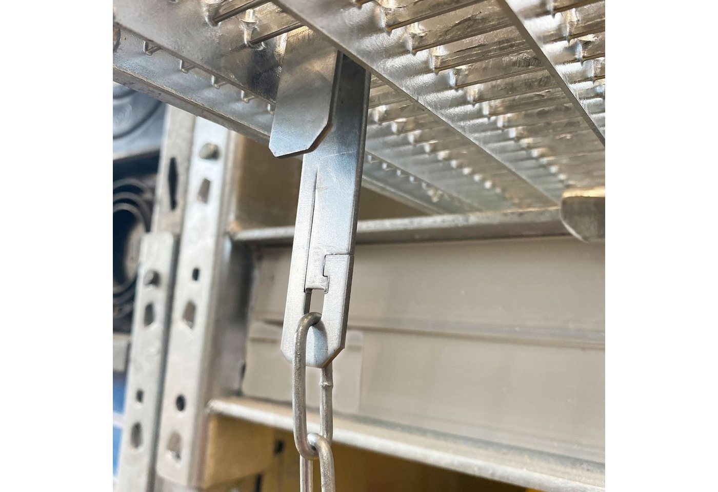 ECI Tools Gitterrostsicherung ECI® Gitterrostsicherung für Kellerschächte 3 Paar, 3 Paar Bild 3