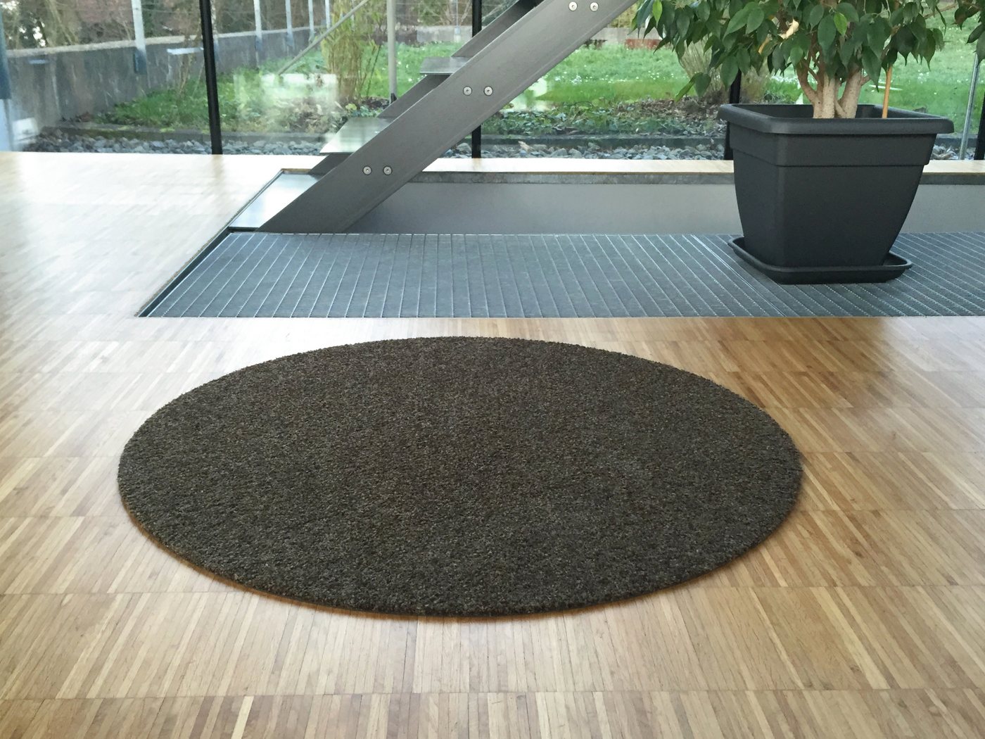 Keilbach Designprodukte Fußmatte point Durchmesser 85cm, rund, Höhe: 9 mm, rutschfest, 30°C waschbar, strapazierfähig Bild 2